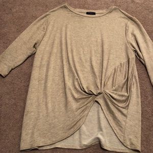 Women’s XL quarter sleeve shirt  botanique